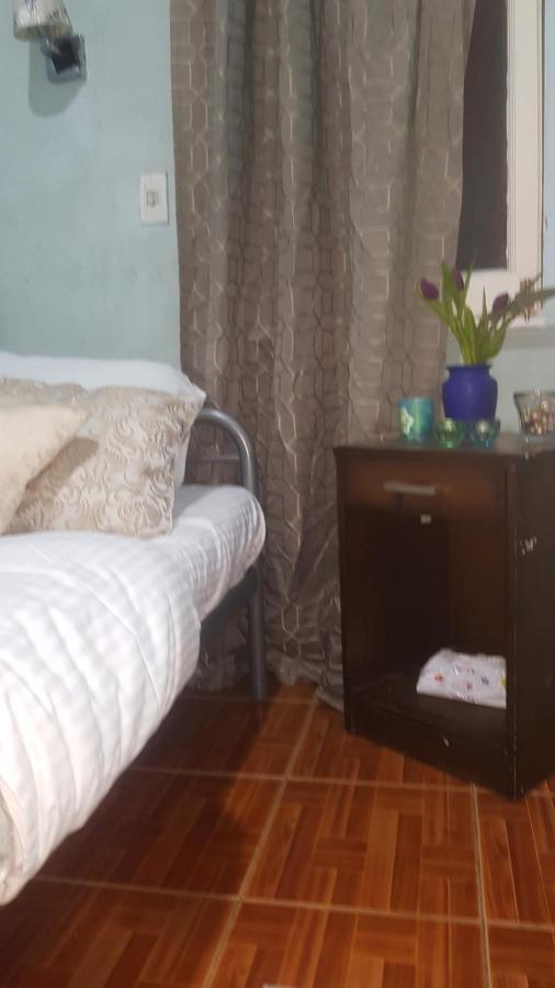 Quarto Individual Econômico