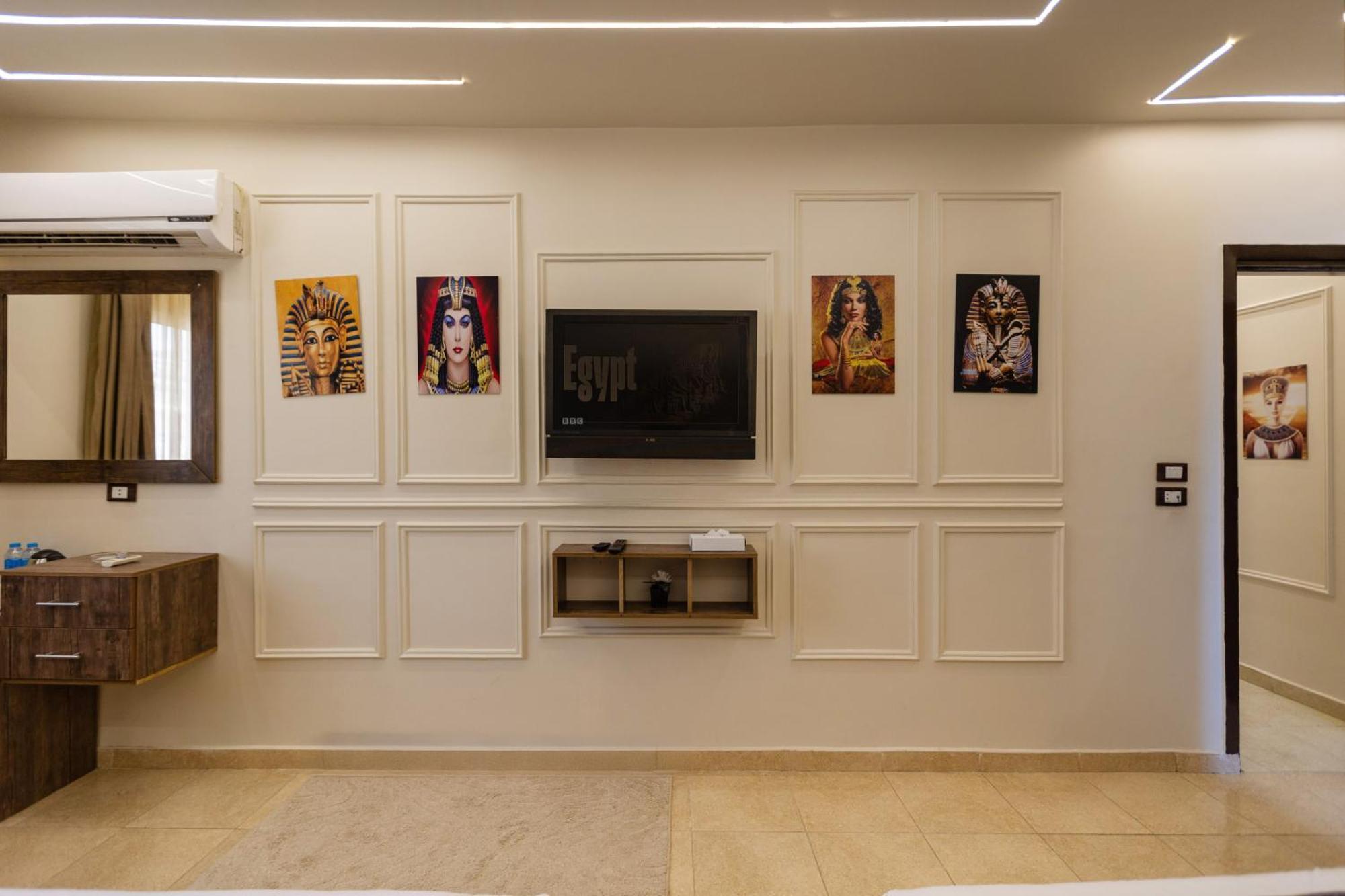 Quarto Superior com Cama de Casal ou 2 de Solteiro e Vista da Cidade