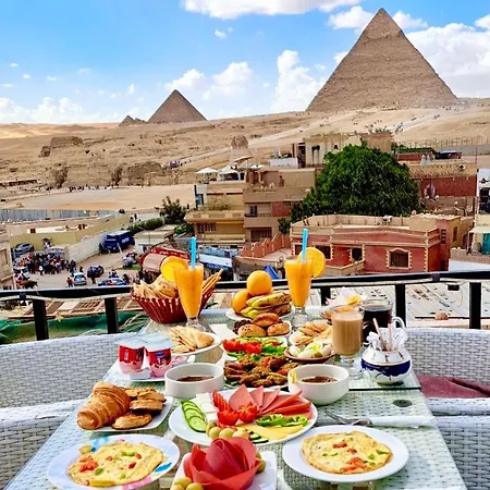 Perfect Pyramids View Inn-3
