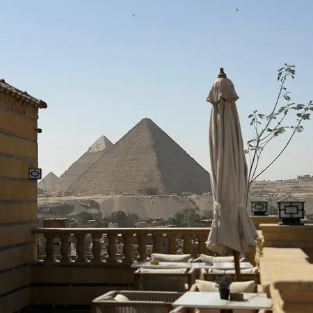 Crowne Pyramids View Inn-3
